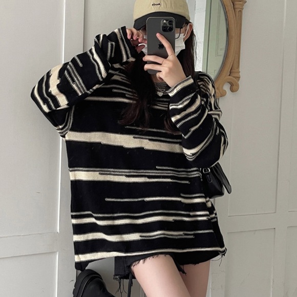 Striped knit sweater - Picture 2 of 4